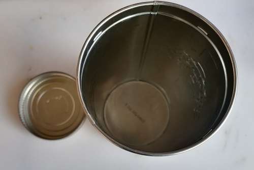 Chivas Regal tin