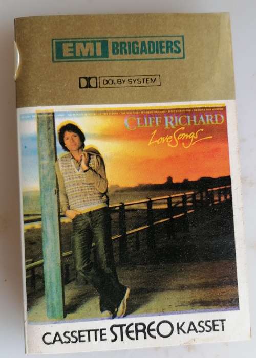 Cliff Richard - Love songs tape