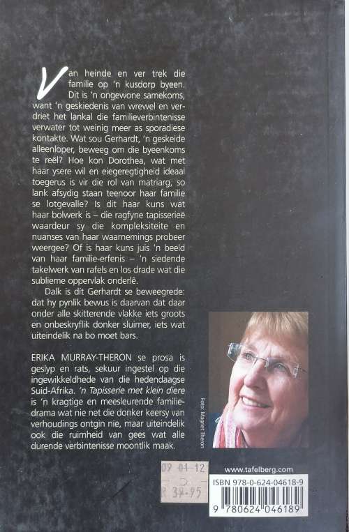 `n Tapisserie met klein diere deur Erika Murray-Theron