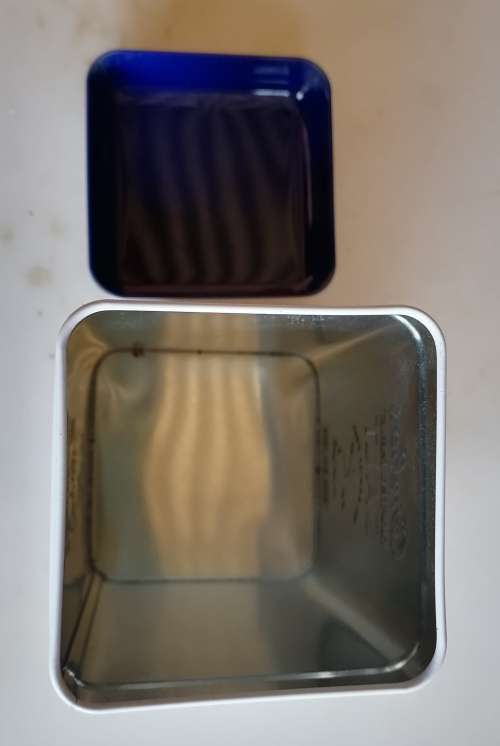 Cerebos salt tin