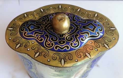 Vintage tin