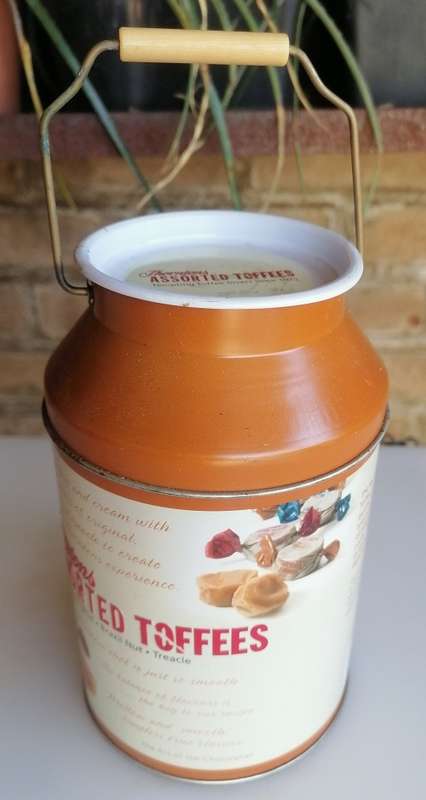 Thornton`s assorted toffees tin