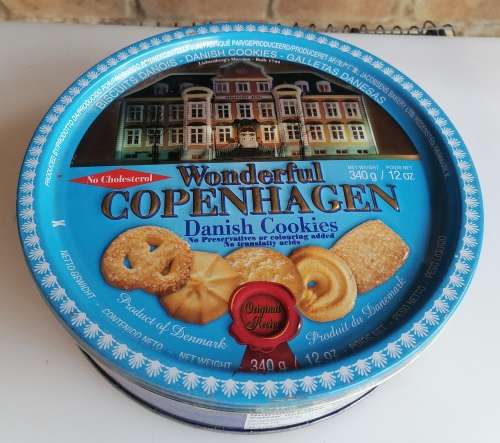 Copenhagen cookies tin