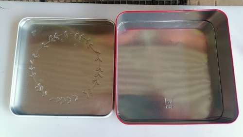 Woolworths shortbread tin