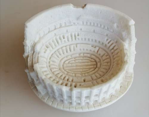 Colosseum ornament