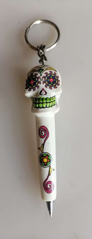 Skull key ring