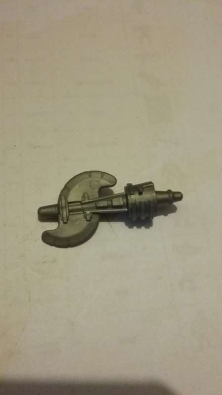 ROBOTO AXE