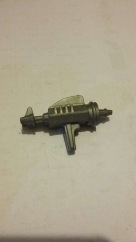 ROBOTO GUN