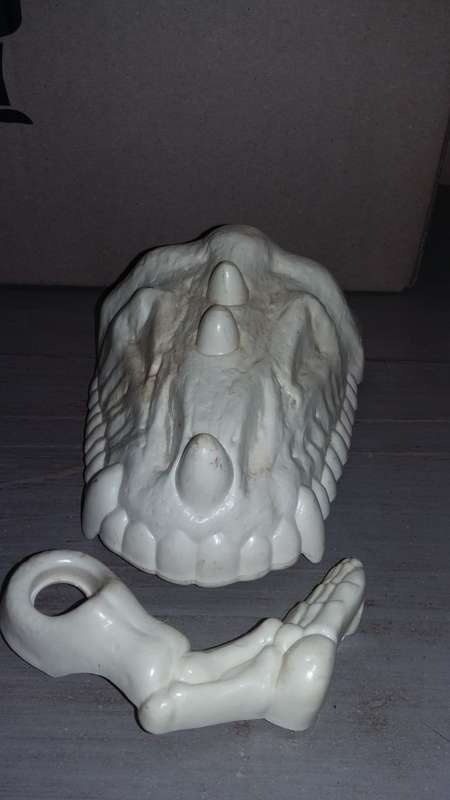 MASTERS OF THE UNIVERSE BATTLE BONES SPARES