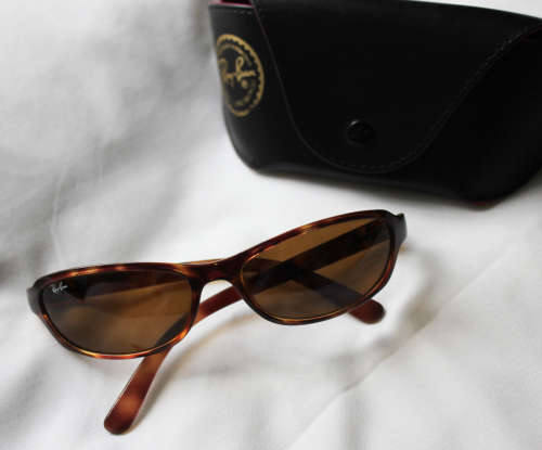 Rayban Sun glasses (genuine)