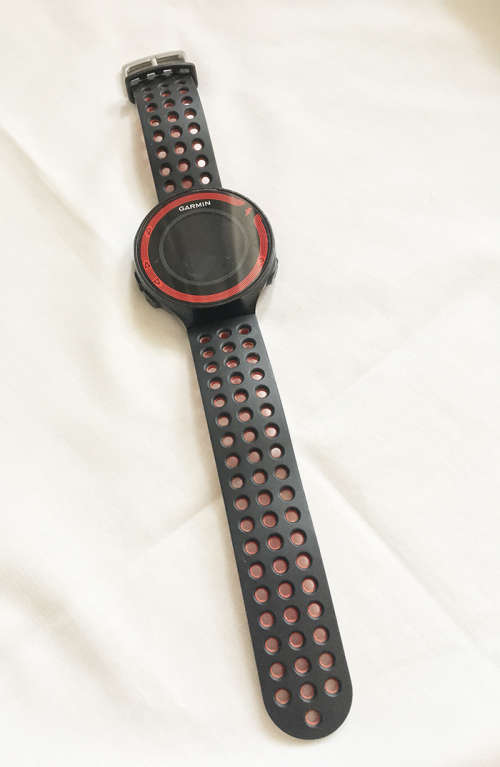 Garmin Forerunner 220, Black & Red Sports running watch with heart monitor