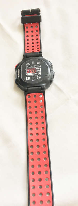 Garmin Forerunner 220, Black & Red Sports running watch with heart monitor