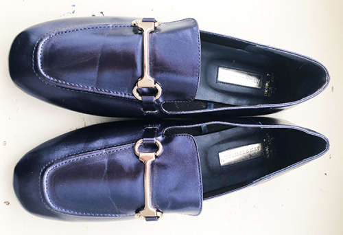 Ladies Metallic Blue Shoes. Size 7