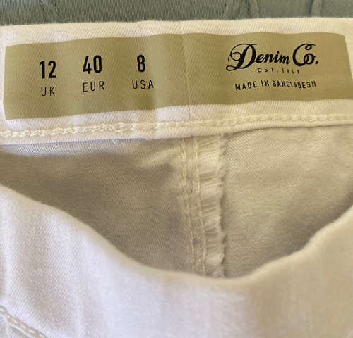 White Jeggings / Jeans Size 12