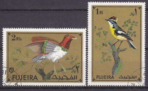 2 BEAUTIFUL THEMATIC STAMPS - BIRDS - FUJEIRA