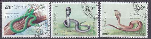 3 BEAUTIFUL THEMATIC STAMPS - SNAKES - LAOS
