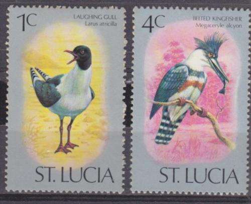 2 BEAUTIFUL THEMATIC STAMPS - BIRDS - ST.LUCIA