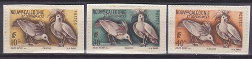 3 BEAUTIFUL THEMATIC STAMPS  - BIRDS - NEW CALEDONIA