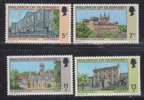 4 BEAUTIFUL THEMATIC STAMPS - BUILDINGS OF GUERNSEY - CHRISTMAS  - BAILIWICK OF GUERNSEY 1976 - MNH