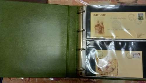 USED FIRST DAY COVER ALBUM - 18 PAGES CAN HOUSE 72 LARGE OR SMALL FDC`S