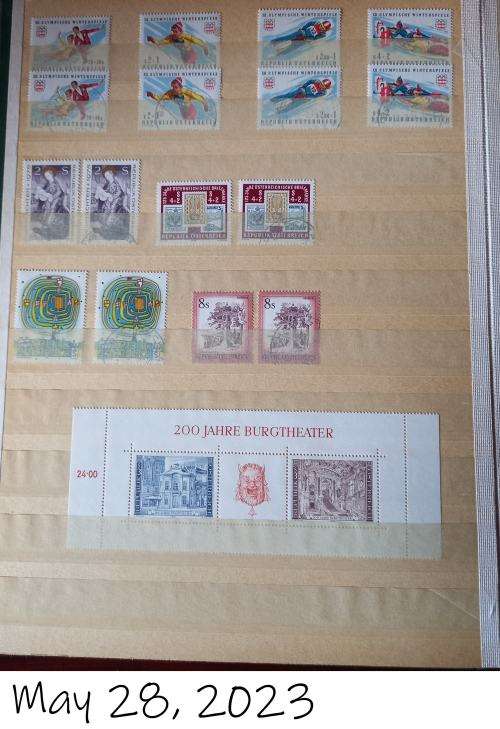 STOCK BOOK WITH AUSTRIA COLLECTION 1972-1983 - SEE DESCRIPTION