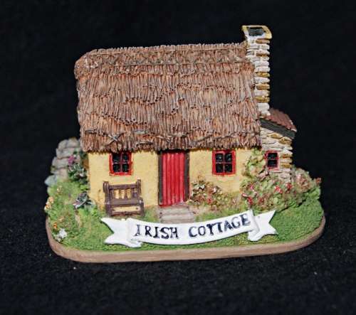 Chapel Hill Miniature Irish Cottage