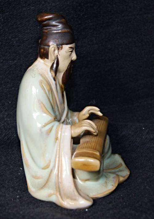 *REDUCED* Vintage Shiwan Mudman Seated Musician Figurine