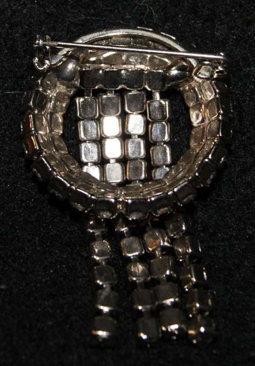 Costume jewellery brooch