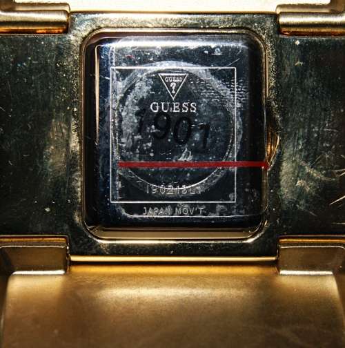 Guess Wide Bracelet Watch (Brand new) in Original Box @@@ CCCRRRAAAZZZYYY R1 START