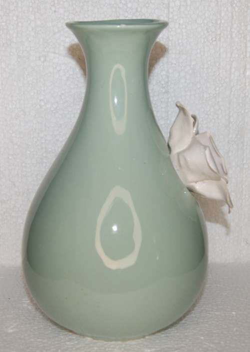 Green Ceramic Vase *REDUCED* (Chipped)