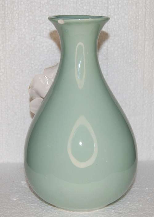 Green Ceramic Vase *REDUCED* (Chipped)