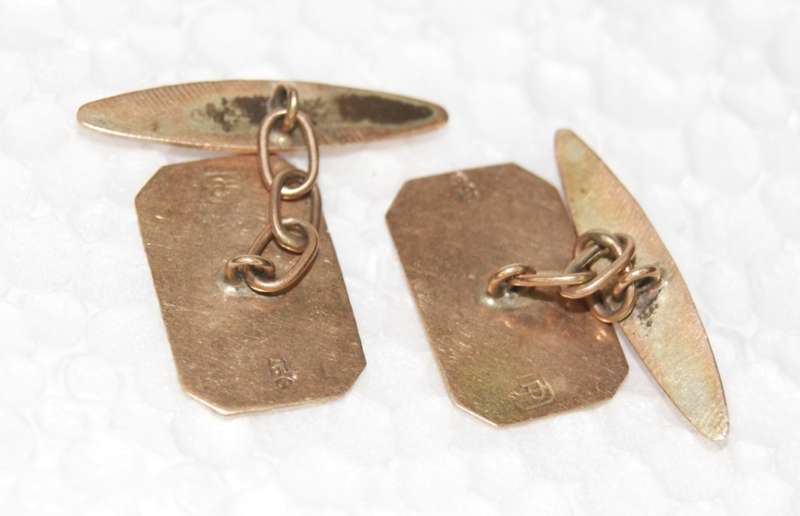 Pair of 9ct Gold Cufflinks @@@ CCCRRRAAAZZZYYY R1 START!!!