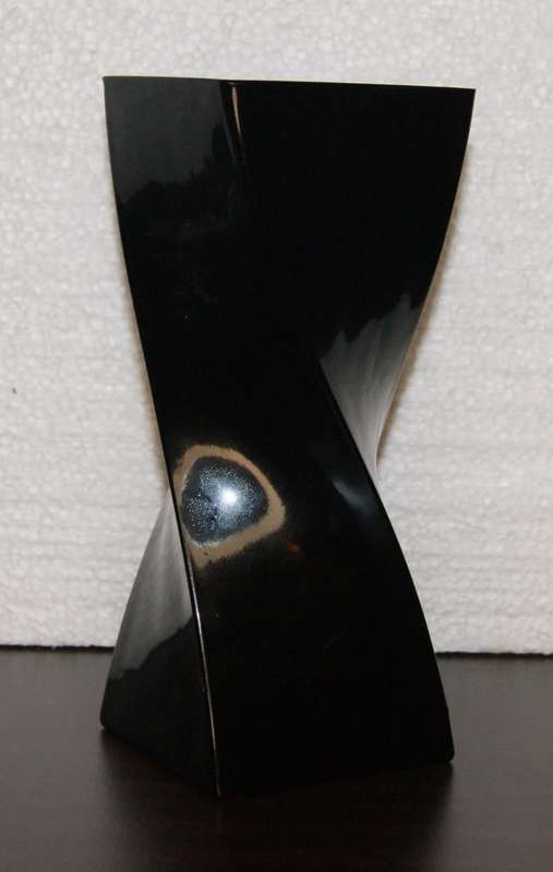 Black Twisted Glass Vase @@@ CCCRRRAAAZZZYYY R1 START