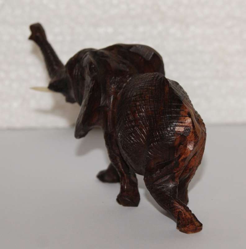 Hand Carved Wooden Elephant @@@ CCCRRRAAAZZZYYY R1 START