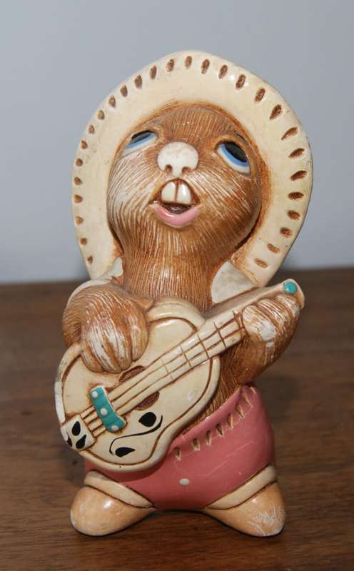 Pendelfin Rabbit Display Stand with 5 Pendelfin Rabbits
