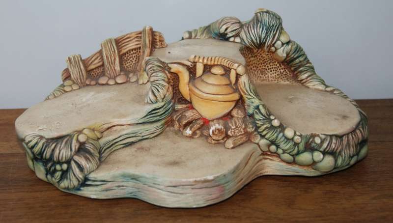 Pendelfin Rabbit Display Stand with 5 Pendelfin Rabbits