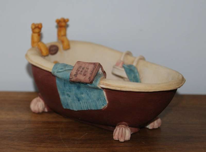 Vintage Peter Fagan Colour Box Miniatures Bathtub