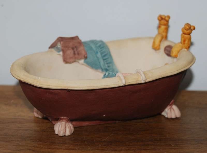 Vintage Peter Fagan Colour Box Miniatures Bathtub