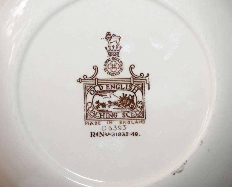 Royal Doulton `Old English Coaching Scenes` Small Bowl D6393