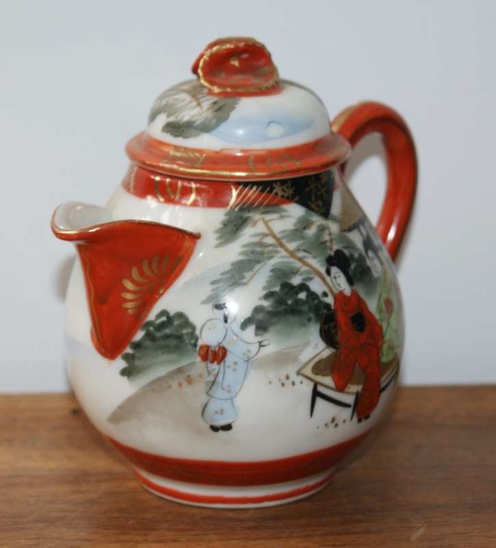 Vintage Chinese Hand Painted Milk Jug