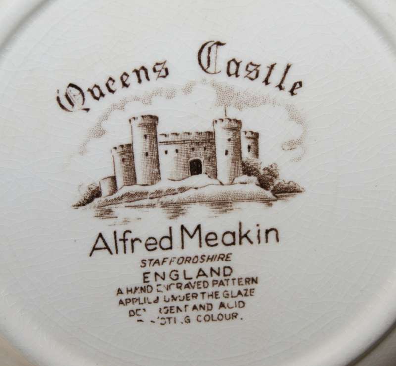 Alfred Meakin `Queens Castle` Salad Bowl