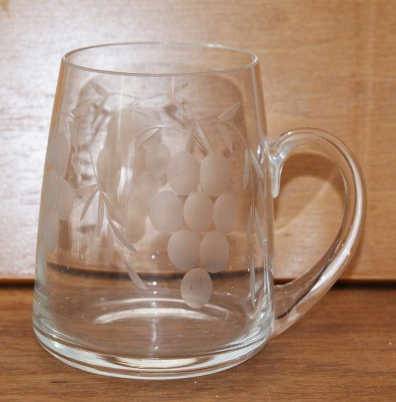 Grape Pattern Glass Mug