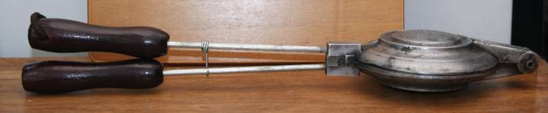 Snackle Products Jaffle Iron