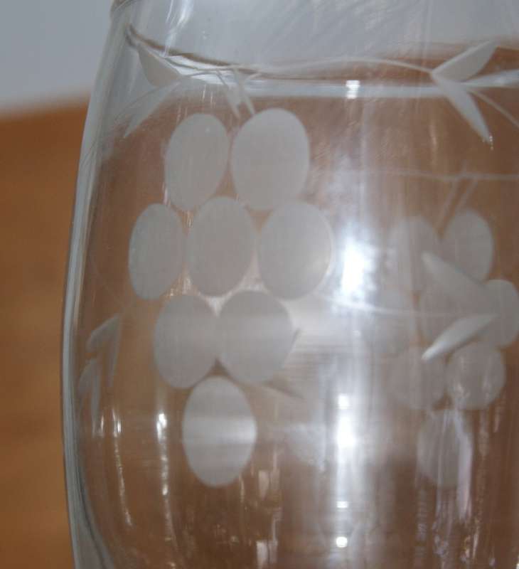 Set of 4 Grape Pattern Water Goblets