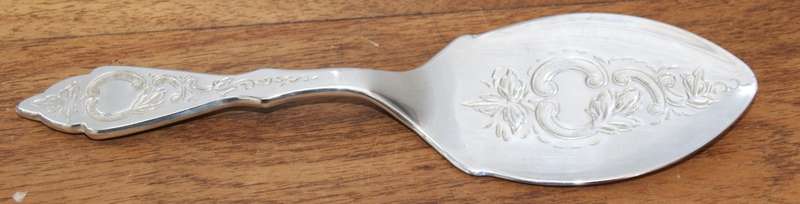 Mayell Bronzinc Cake Lifter