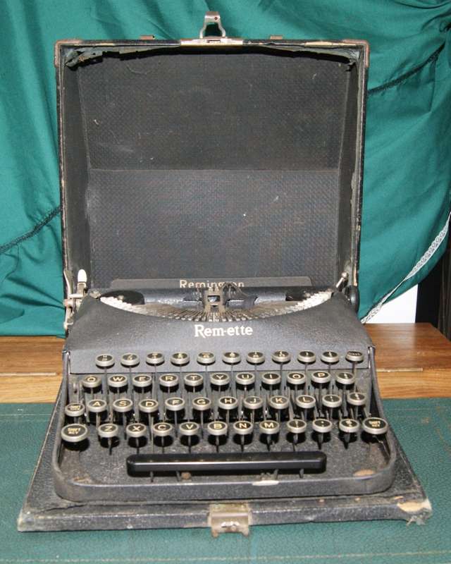 1930`s Remington Rem-ette Typewriter
