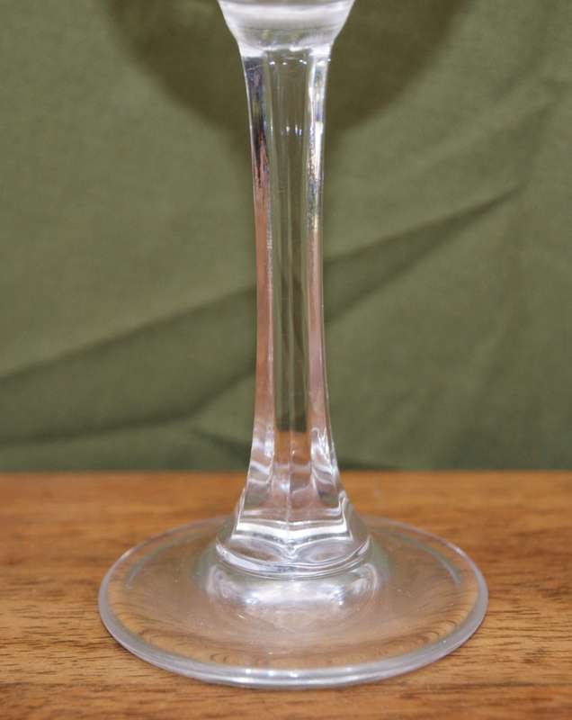 Set of 4 Crystal Liqueur Glasses