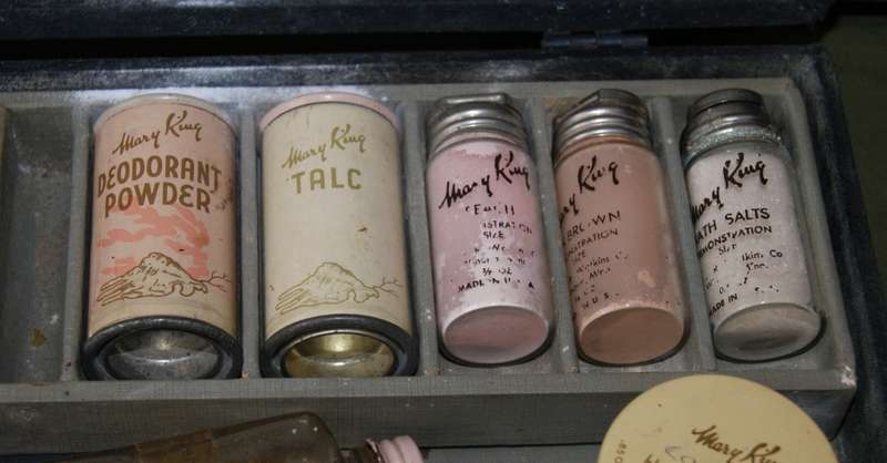 Mary King Make Up Salesman Samples Briefcase