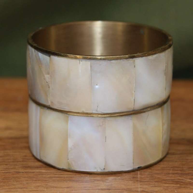 Set of 4 Mother of Pearl and Brass Serviette Rings