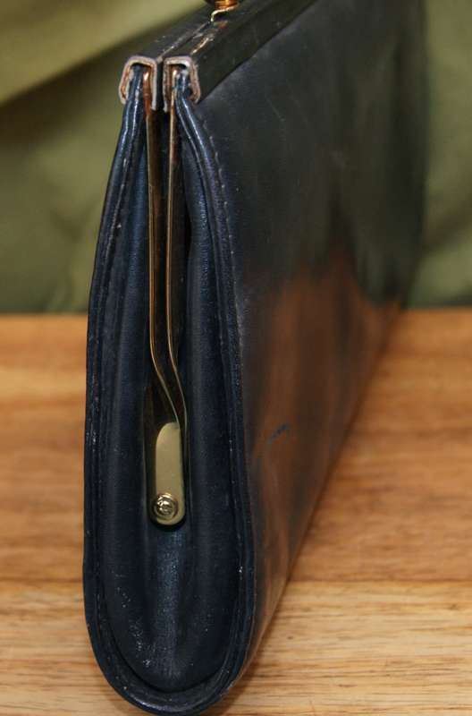 Vintage Pointer Genuine Leather Clutch Bag